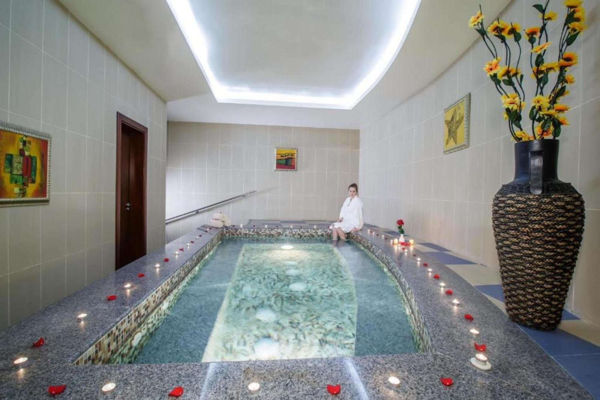 Dancenter Luxe Corniche Hotel Formerly Concorde Hotel Эль-Фуджайра Экстерьер фото