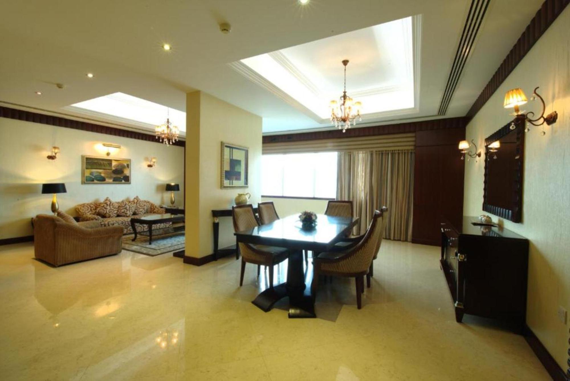 Dancenter Luxe Corniche Hotel Formerly Concorde Hotel Эль-Фуджайра Экстерьер фото