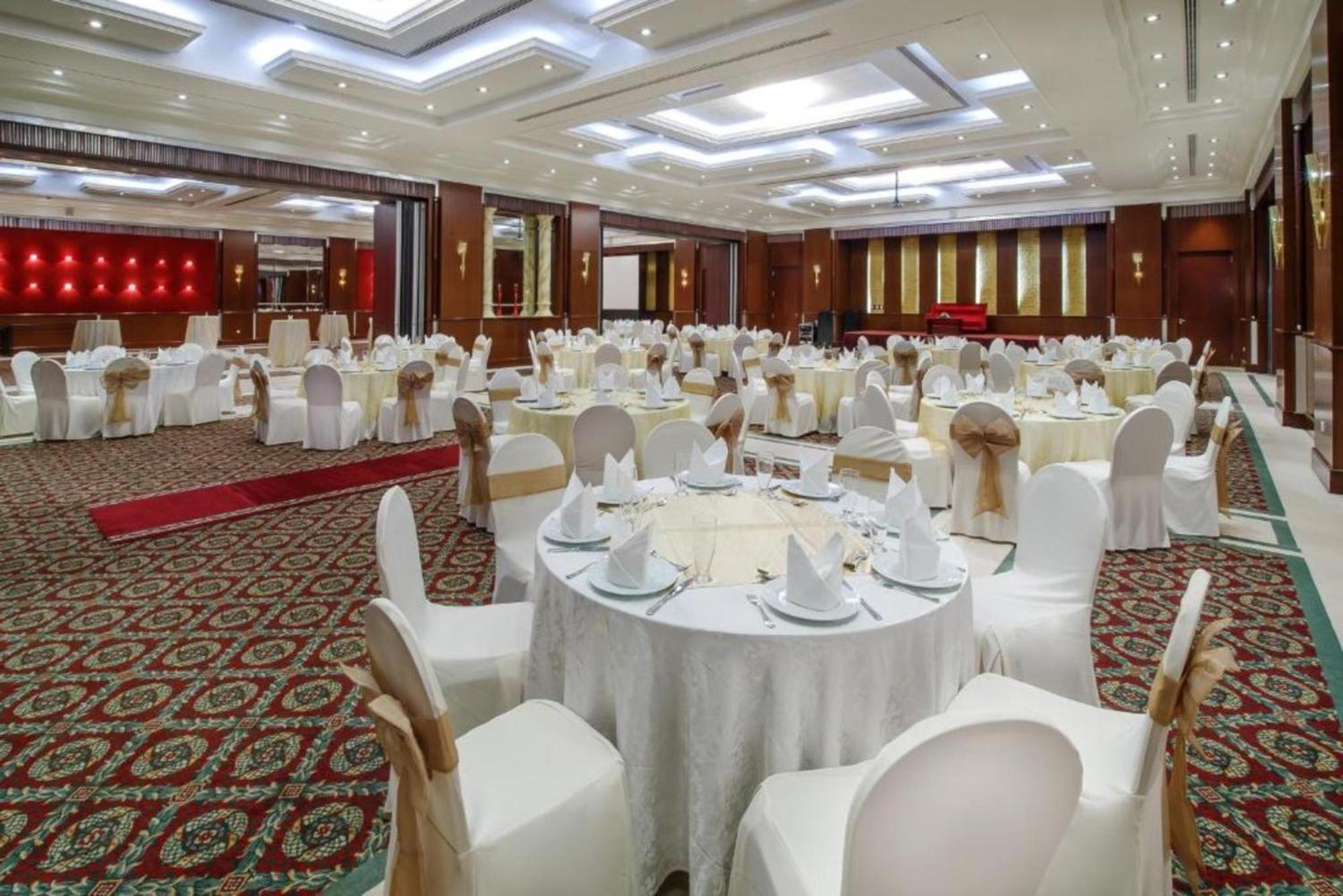 Dancenter Luxe Corniche Hotel Formerly Concorde Hotel Эль-Фуджайра Экстерьер фото