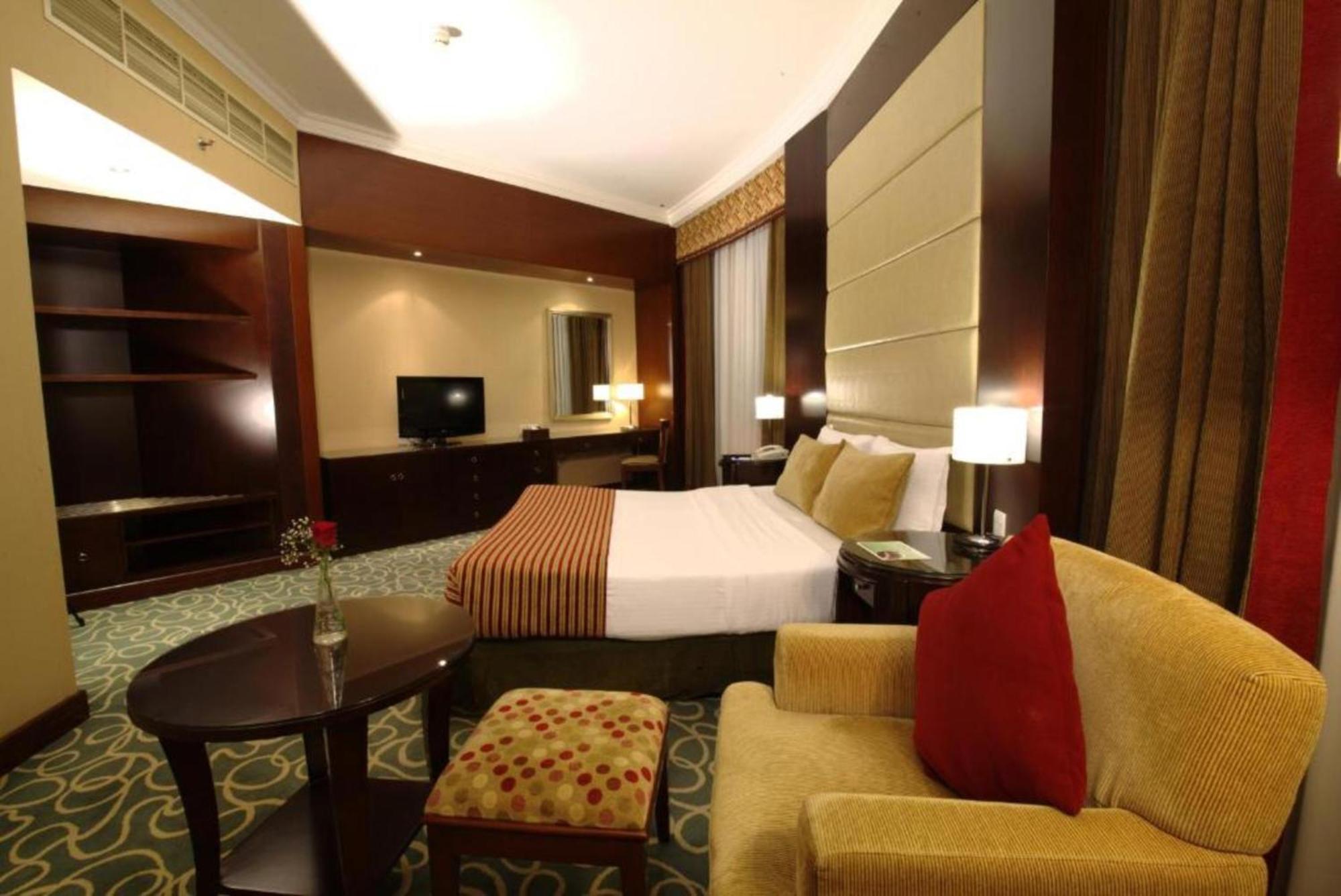 Dancenter Luxe Corniche Hotel Formerly Concorde Hotel Эль-Фуджайра Экстерьер фото