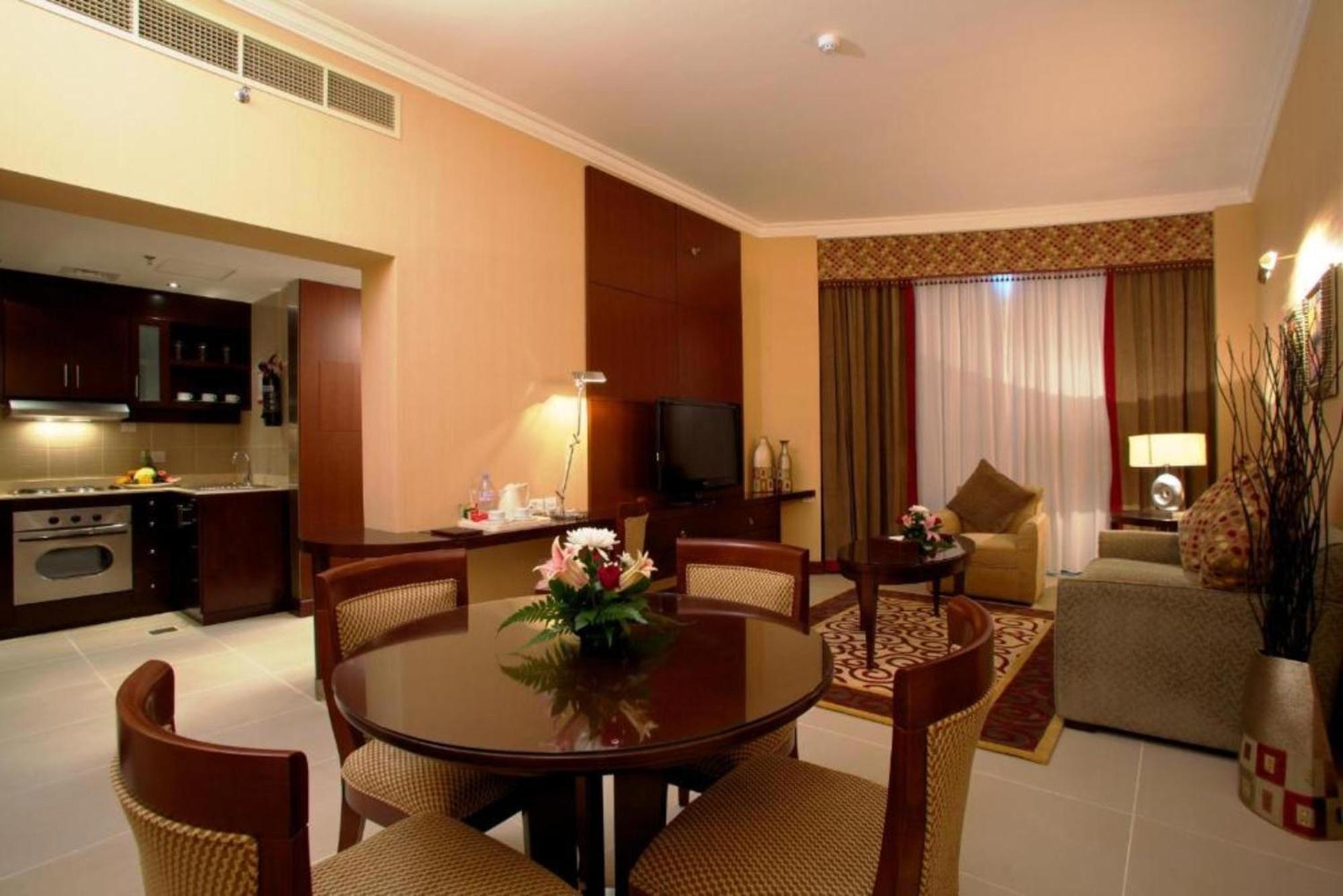 Dancenter Luxe Corniche Hotel Formerly Concorde Hotel Эль-Фуджайра Экстерьер фото